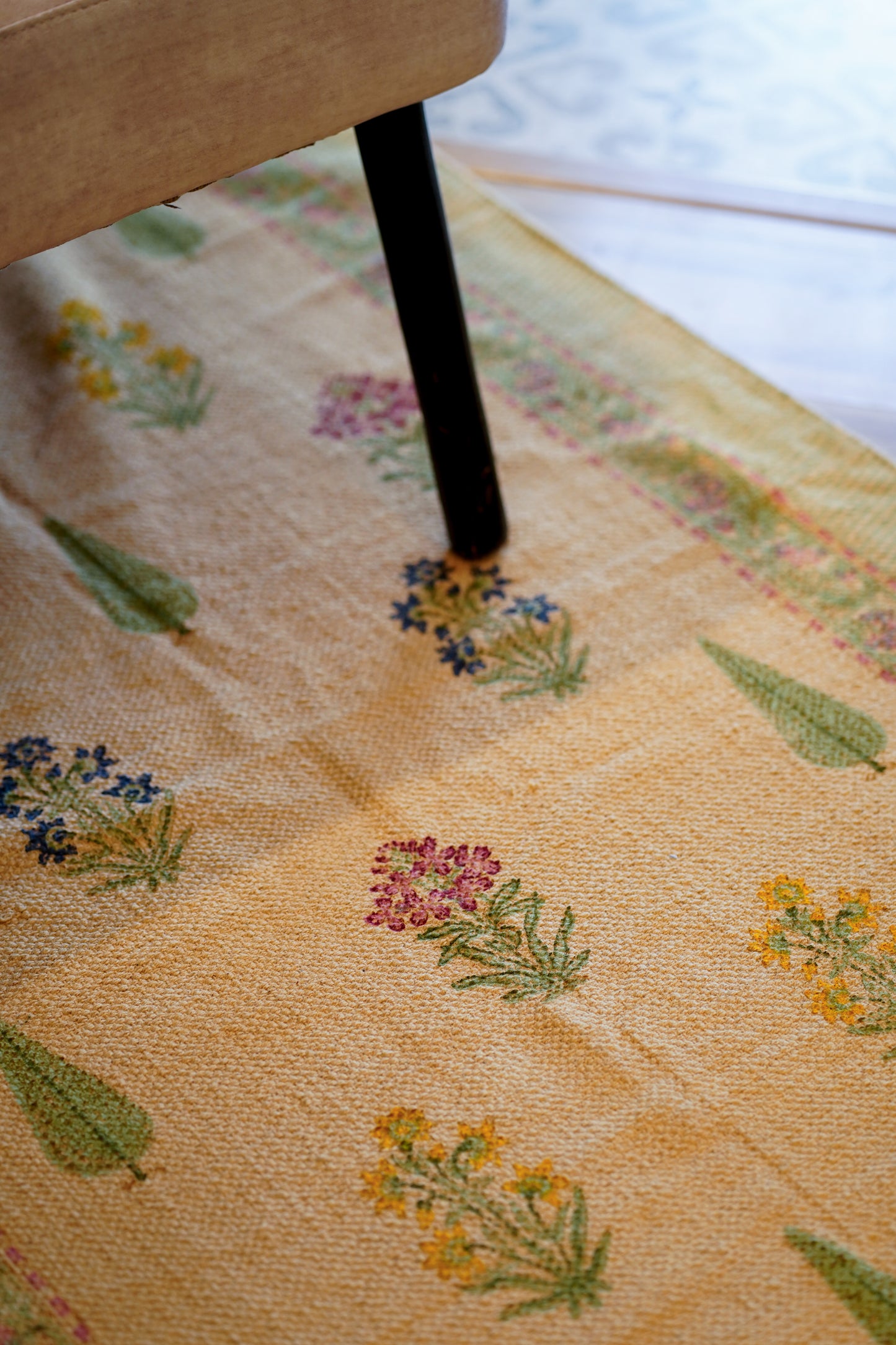 Beige Sadabahaar Floor rug - small