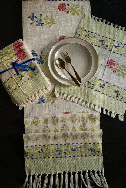 The pink and blue romance - Dining set