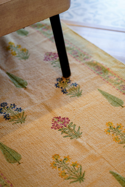 Beige Sadabahaar Floor rug - small
