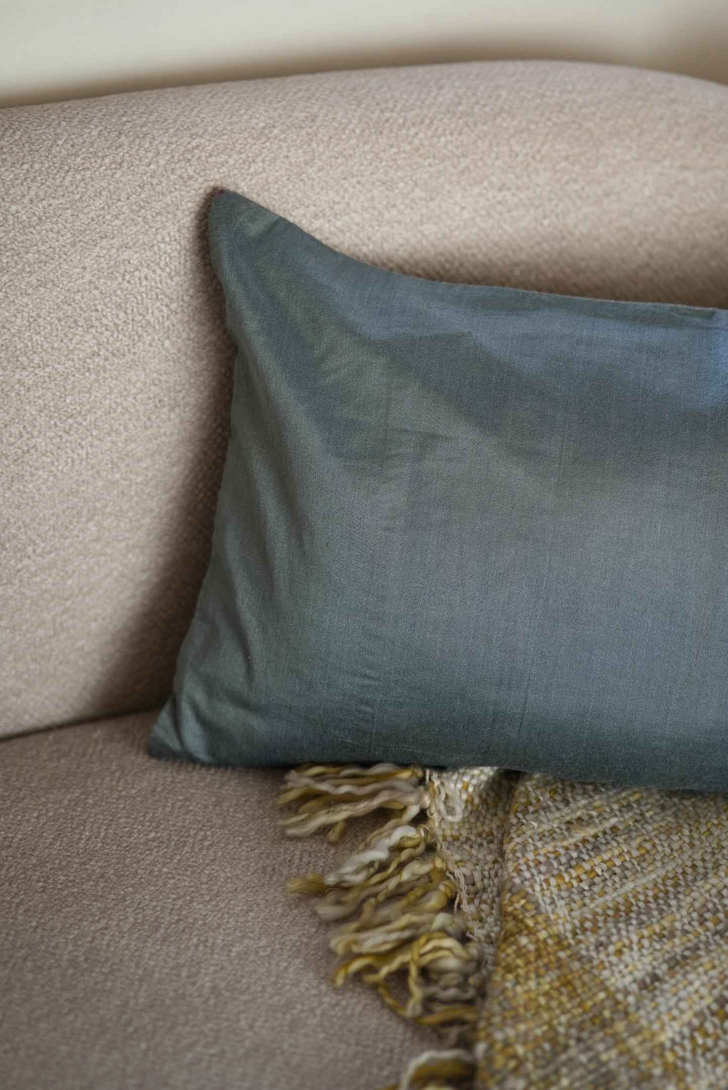 The Minimal Grey cushion
