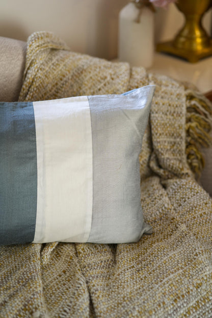 The Minimal Grey cushion