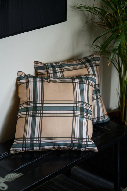 The Vintage Green Checks Cushion set