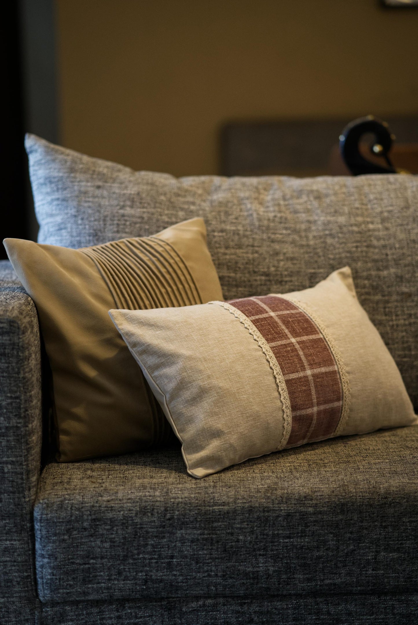 The Oak and Linen Cushion set