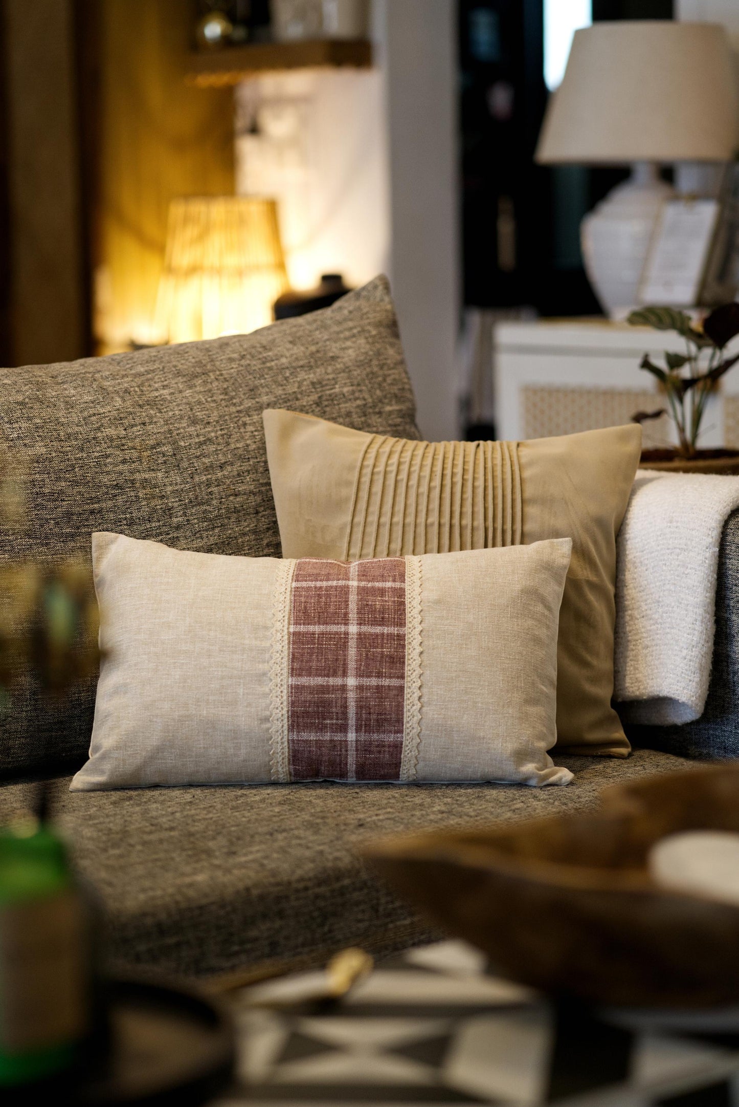 The Oak and Linen Cushion set