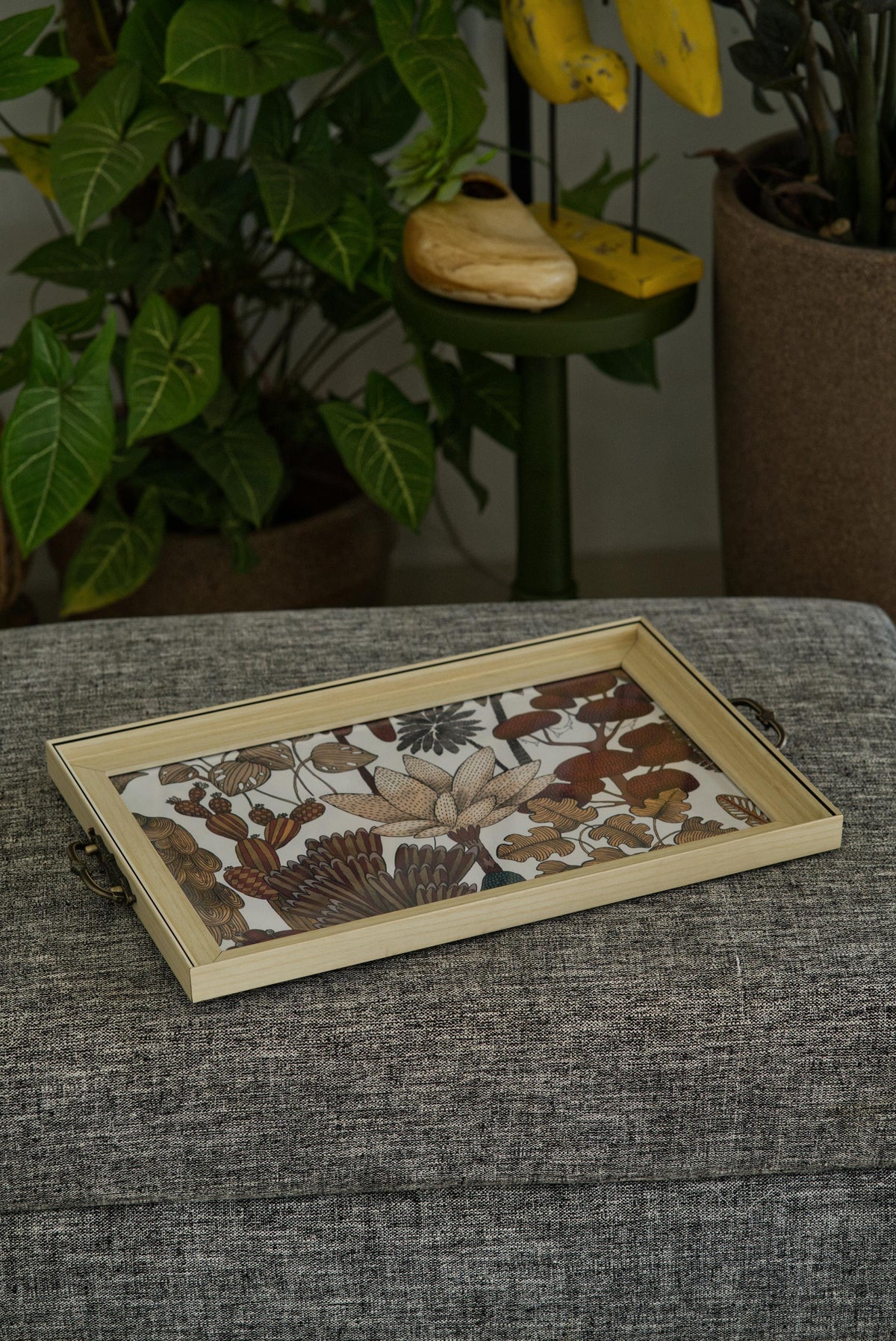 The Gulmohar tray - Offwhite