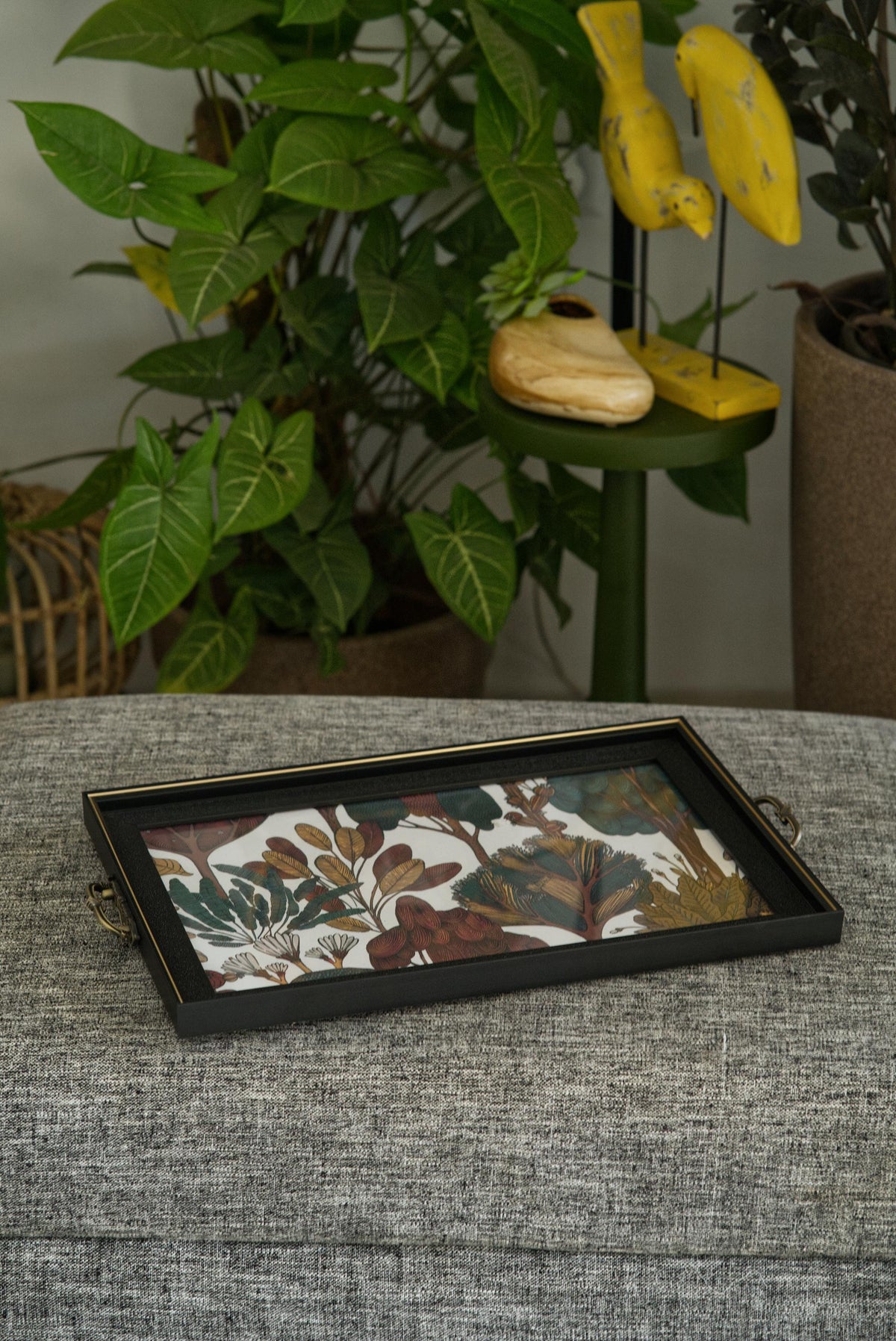 The Gulmohar tray - Black