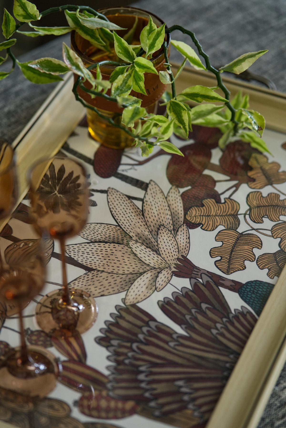 The Gulmohar tray - Offwhite