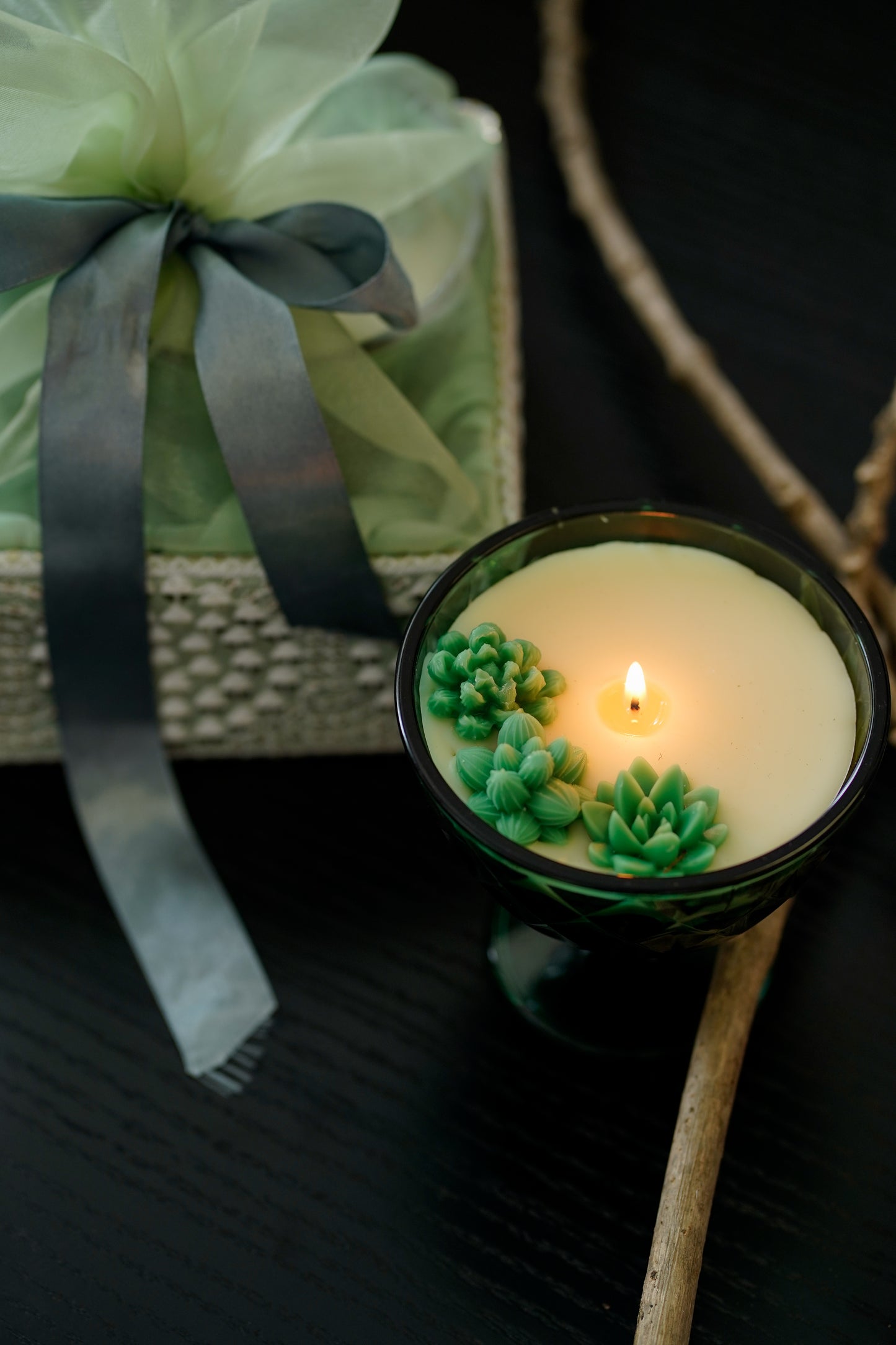 Verdant Escape - Candle